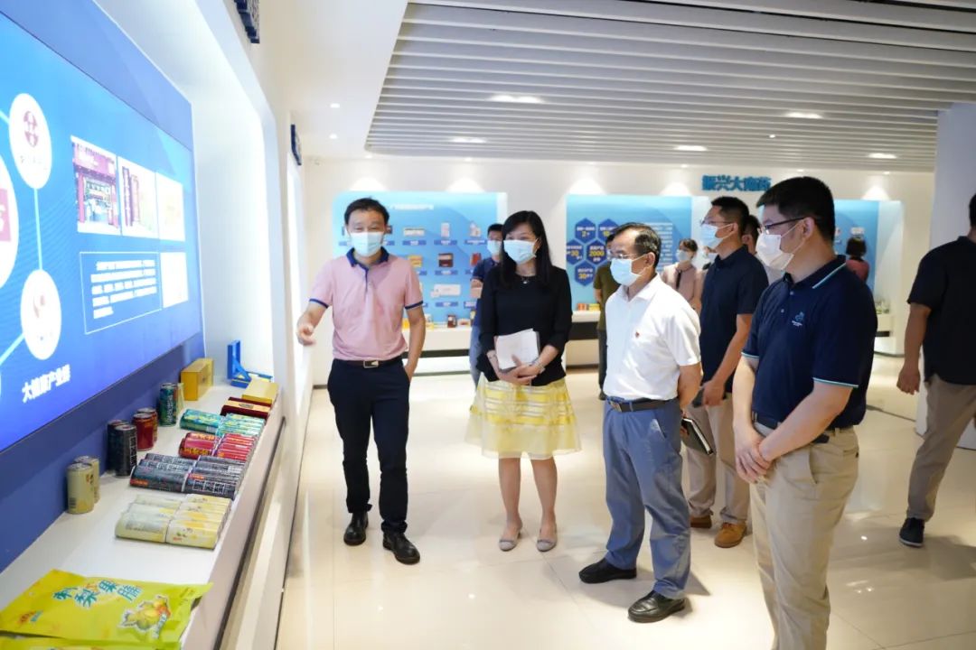 白云区科工商信局辅导一行到广药集团88858cc永利官网调研